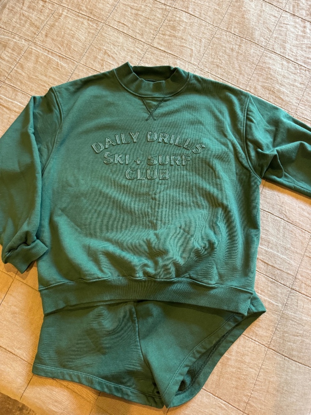 Daily Drills mock neck set Hunter Green